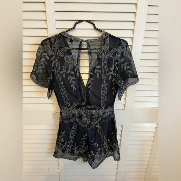 Haute Monde Romper - Picture 7 of 10